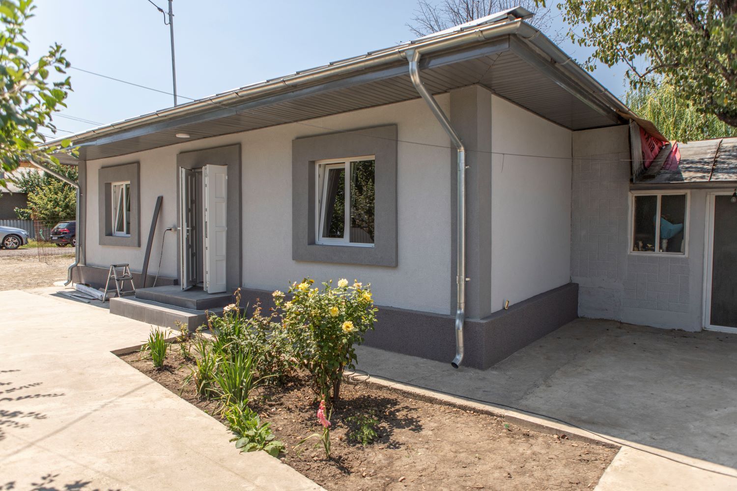 Fundația Coca-Cola HBC sprijină cu peste €400,000 comunitățile afectate de inundații din România